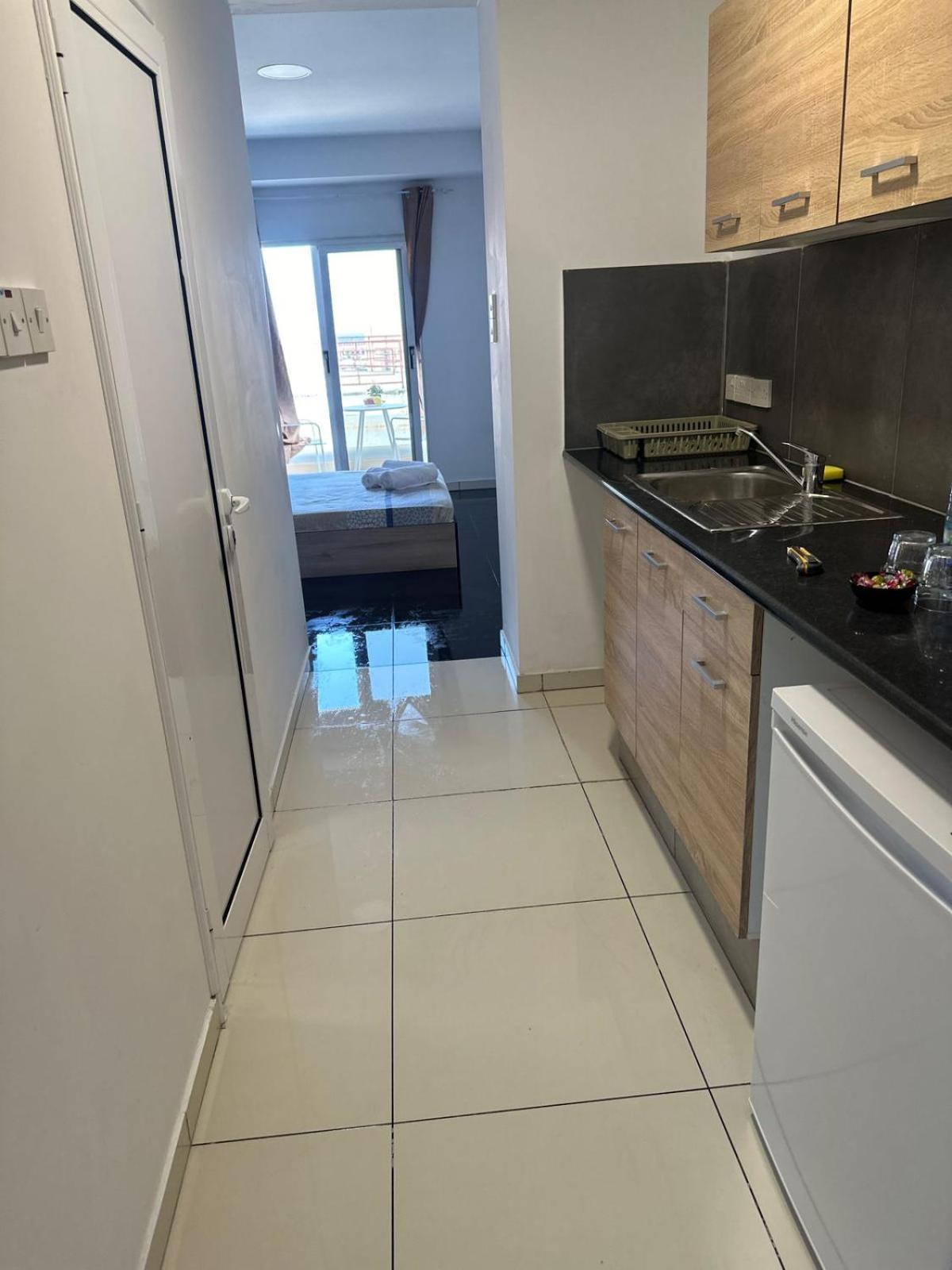 Ivi Apartments Ayia Napa Bagian luar foto